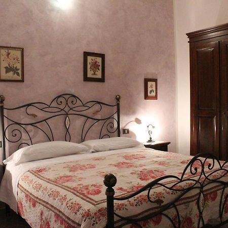 Agriturismo Le Chicche Di Mafalda 몬테메라노 외부 사진