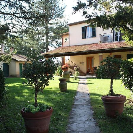 Agriturismo Le Chicche Di Mafalda 몬테메라노 외부 사진