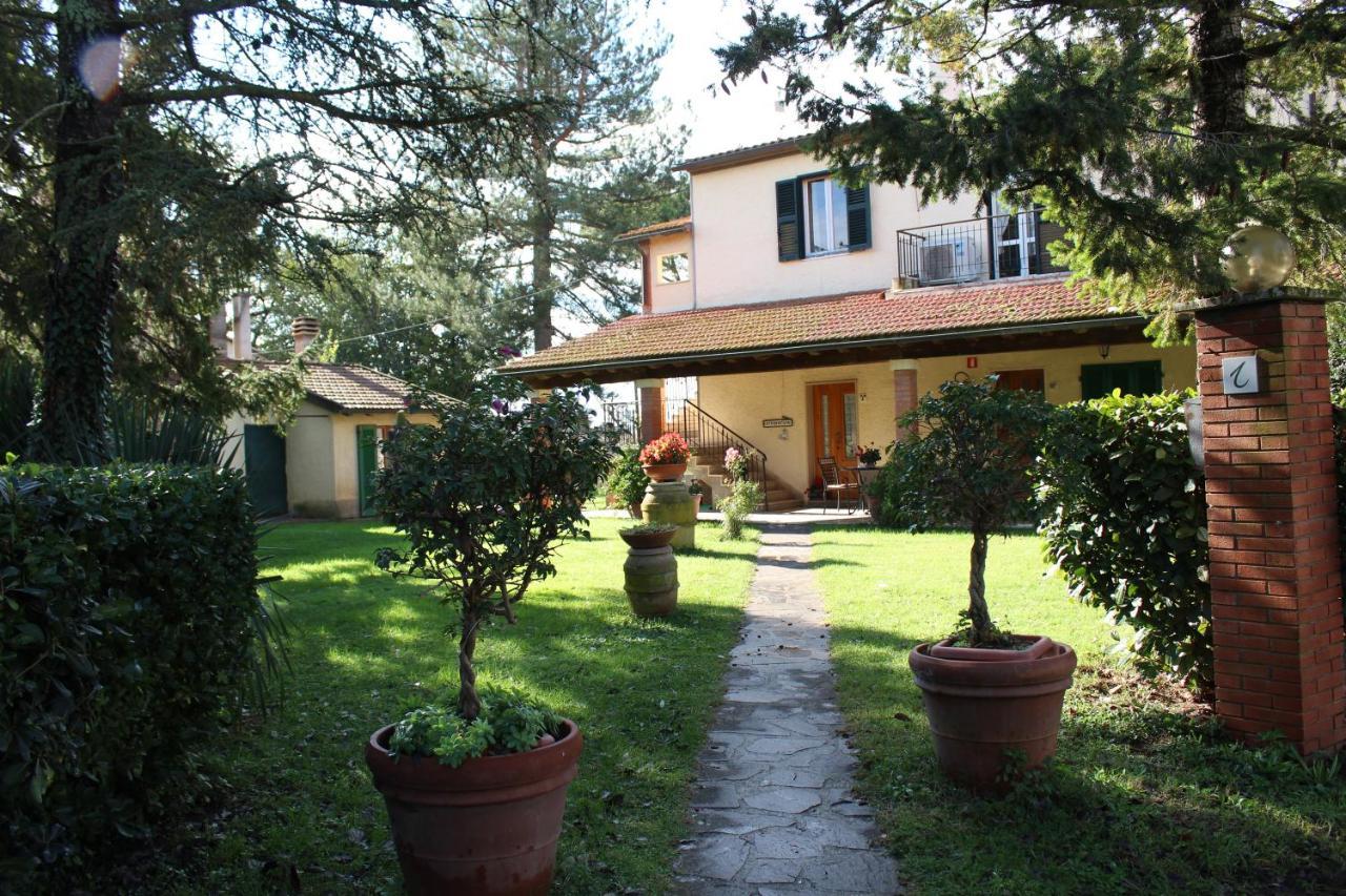 Agriturismo Le Chicche Di Mafalda 몬테메라노 외부 사진