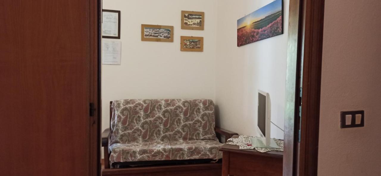 Agriturismo Le Chicche Di Mafalda 몬테메라노 외부 사진