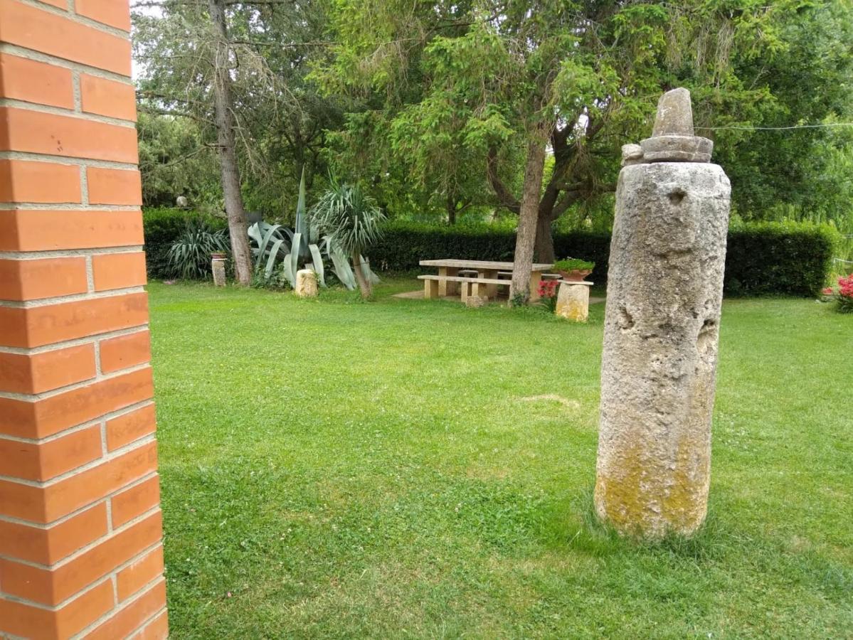 Agriturismo Le Chicche Di Mafalda 몬테메라노 외부 사진
